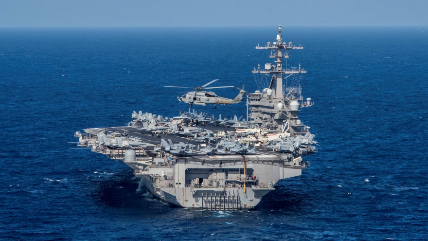 Mỹ triển khai thêm một tàu sân bay tới Trung Đông